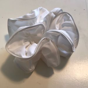 Lululemon Light Locks Scrunchie